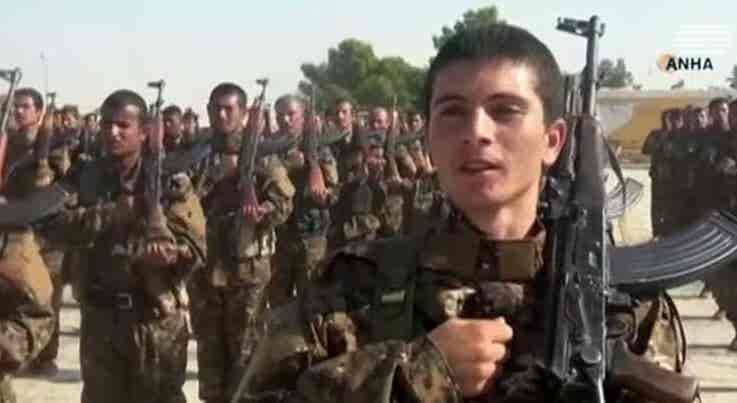 Centenas de militantes do Daesh fugiram da prisão devido aos bombardeamentos turcos