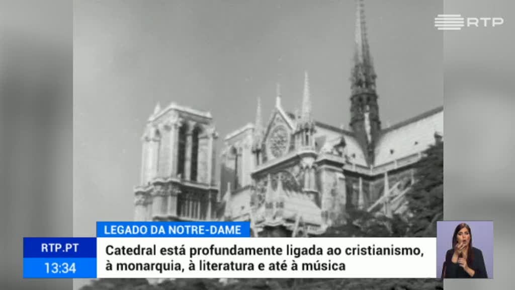 Hist�ria de Notre-Dame mistura-se com Hist�ria de Fran�a