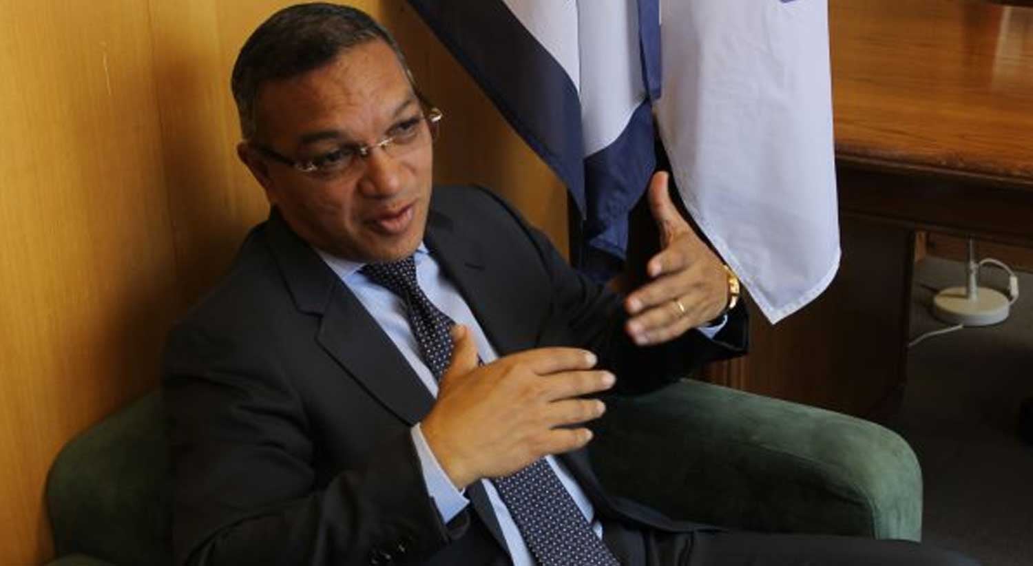 Pequenas diferen�as. Empres�rios relativizam pena de morte na Guin� Equatorial