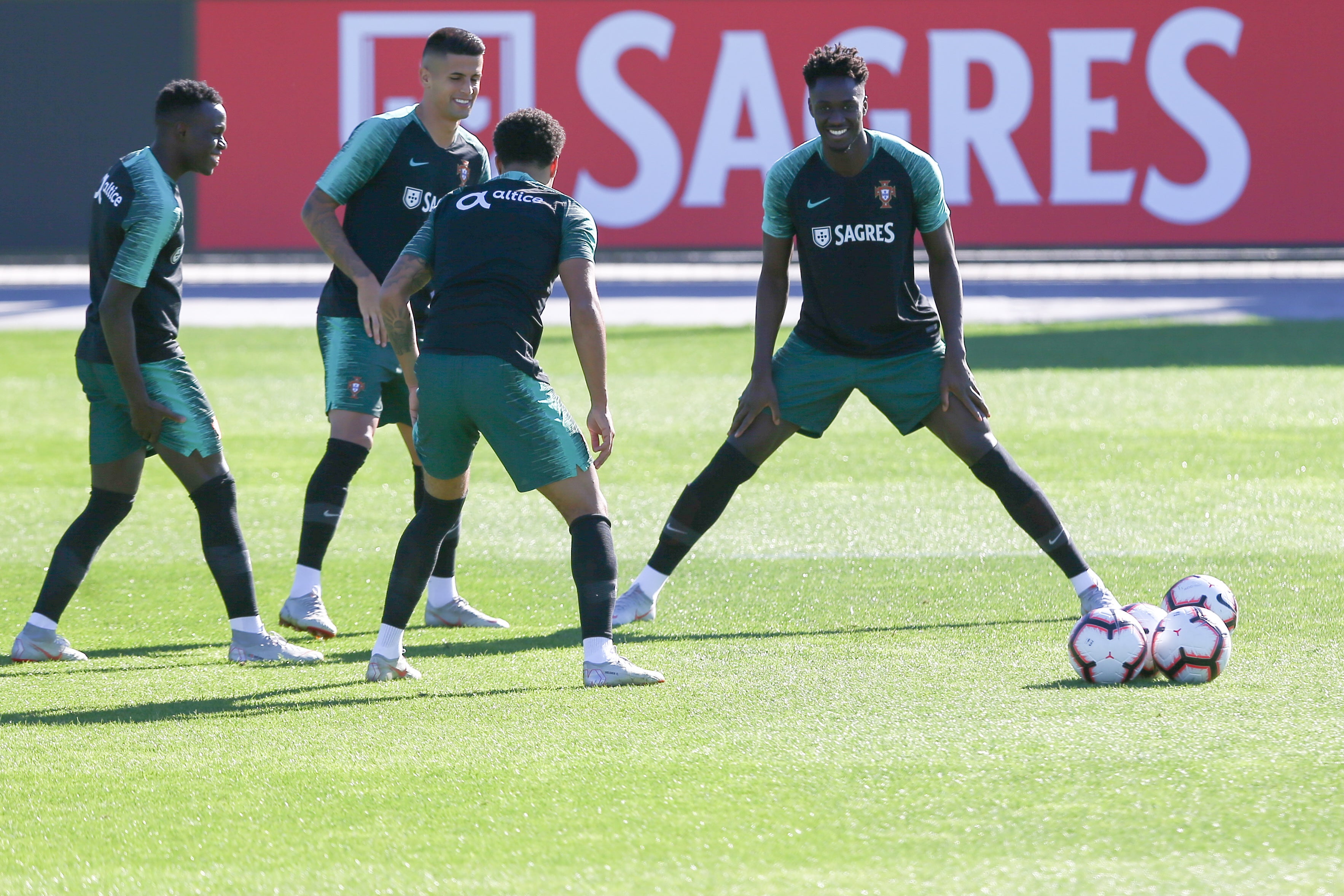 Selec��o afina estrat�gia para o jogo com a Pol�nia