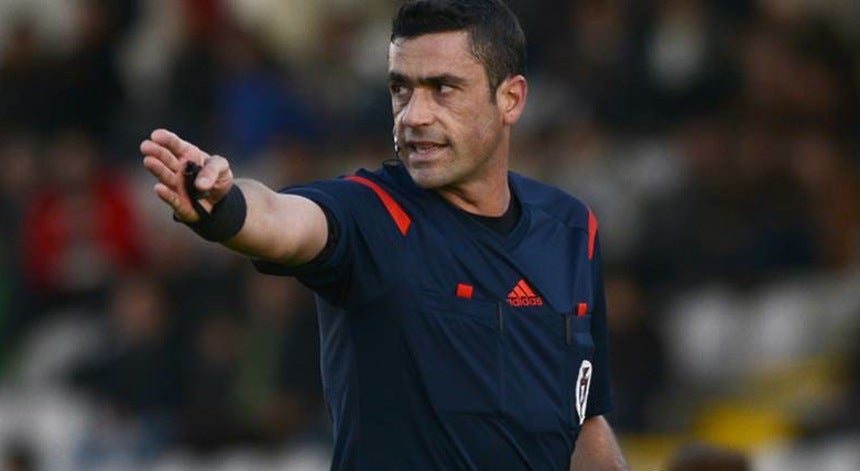 Soares Dias no `Pa�os` x FCP e Nuno Almeida no Guimar�es x Benfica