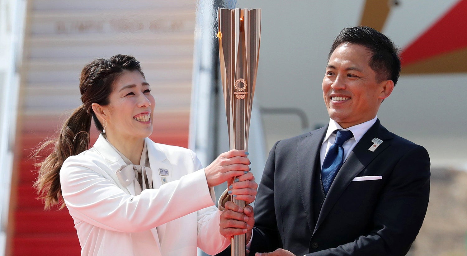 A chama ol�mpica chega ao Jap�o