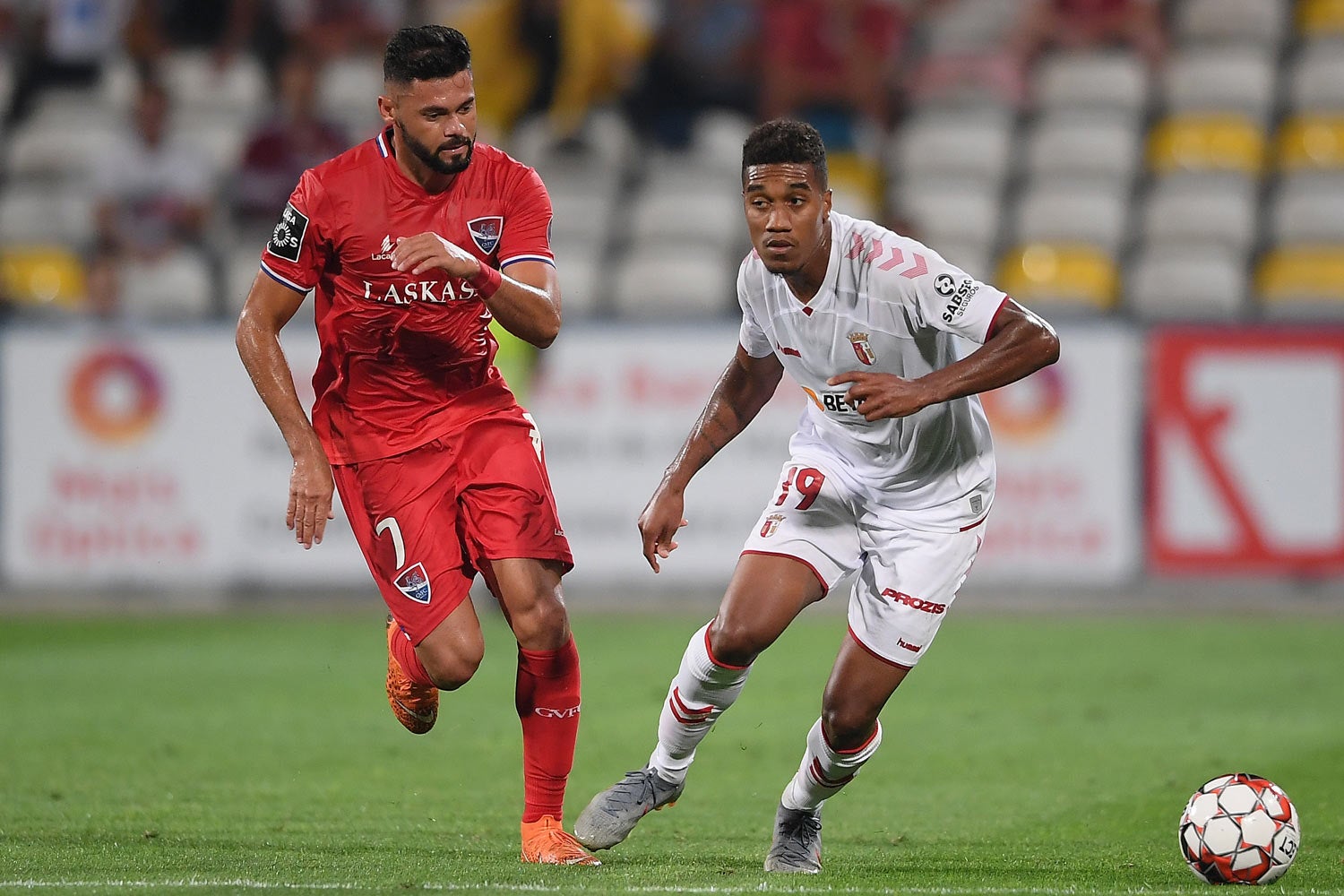 Falha de ilumina��o for�a paragem no jogo Gil Vicente-Sporting de Braga