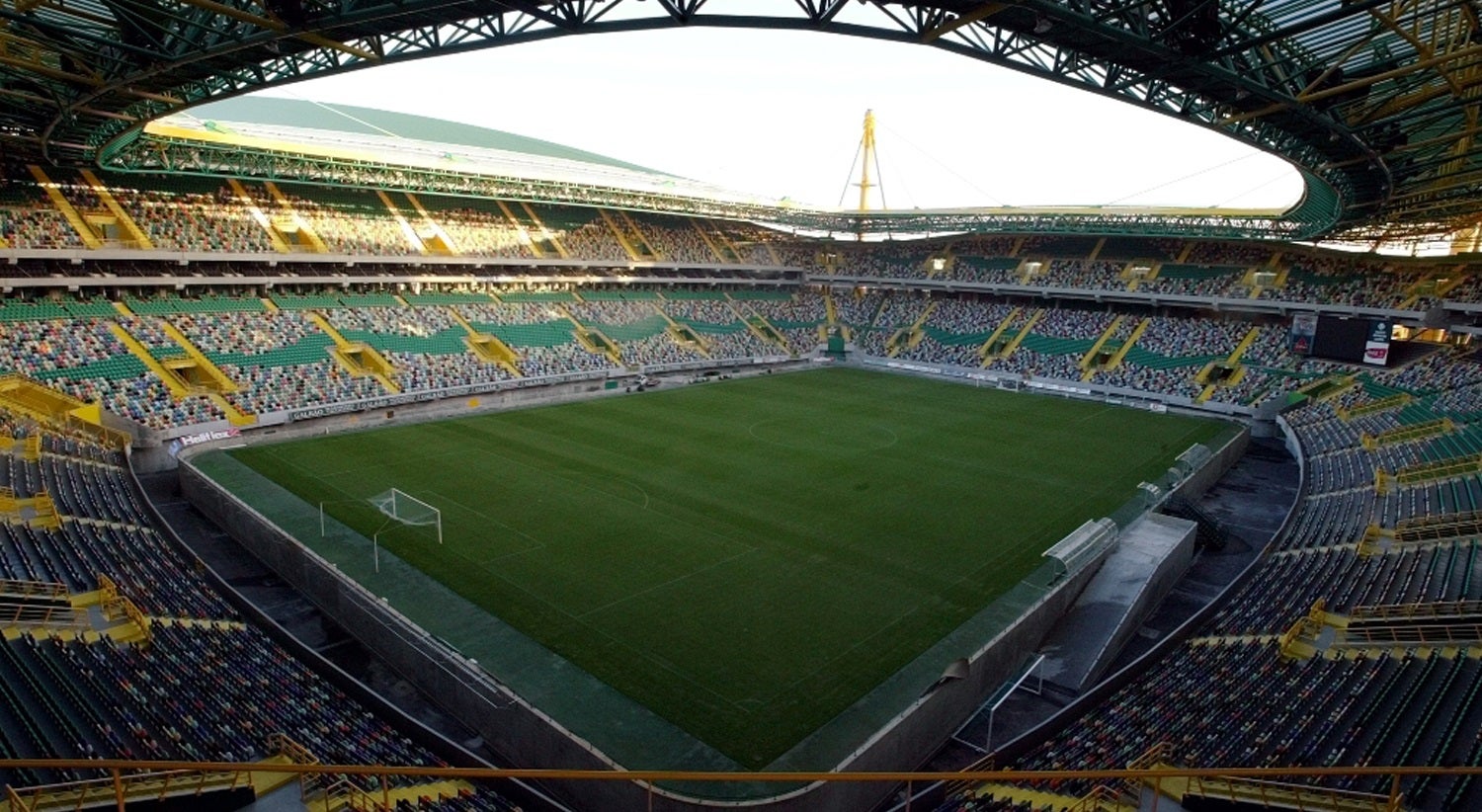 Godinho Lopes esquece m�goa e pede apoio para atual dire��o do Sporting