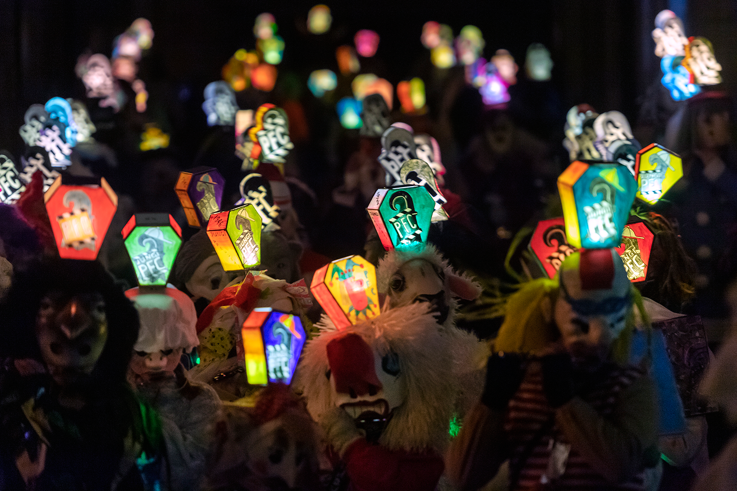 Morgestraich. O in�cio do Carnaval de Basileia