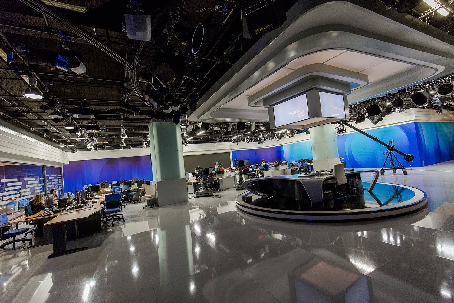 Ministra da Cultura garante integra��o de mais 51 prec�rios na RTP