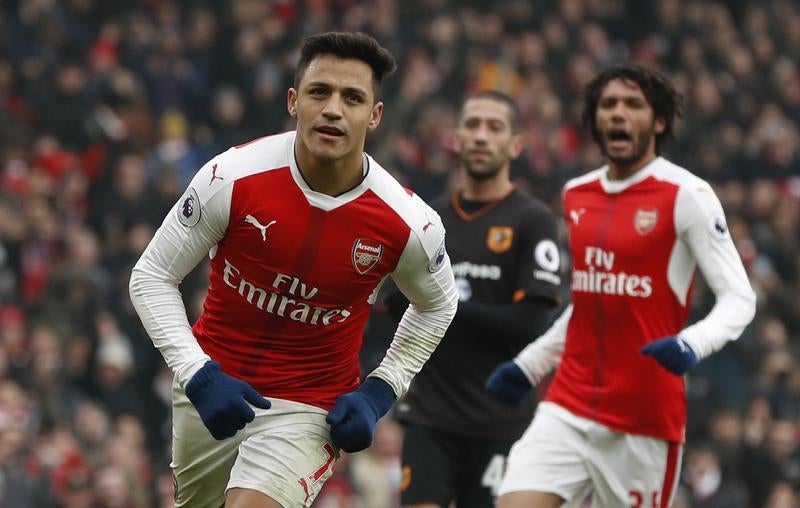`Bis` de Alexis Sanchez garante triunfo do Arsenal sobre o Hull City