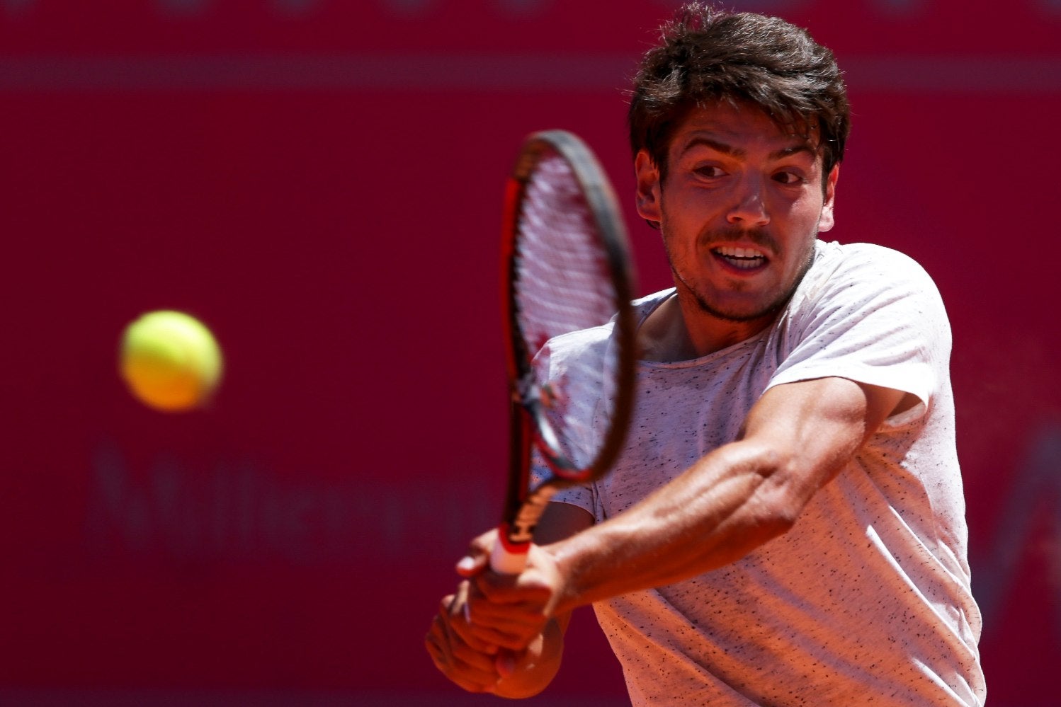 Jo�o Domingues eliminado no `challenger` de Barcelona