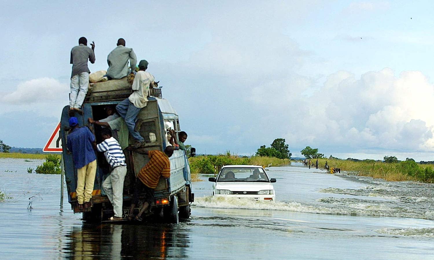 Aeroporto da Beira. O pequeno exemplo do muito que aconteceu em Mo�ambique
