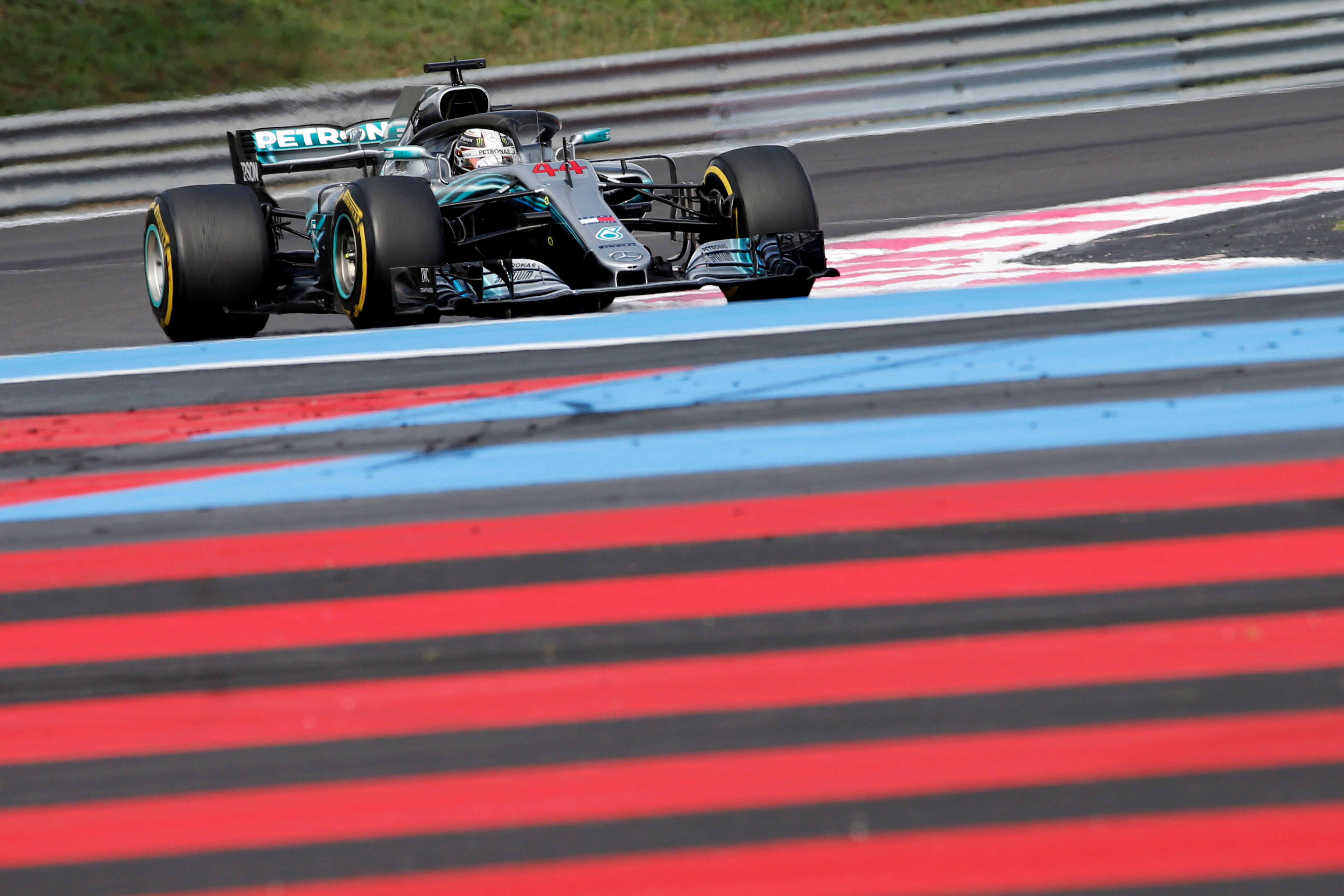 Em Fran�a, Hamilton #44, d� 44� vit�ria � Mercedes na F1.