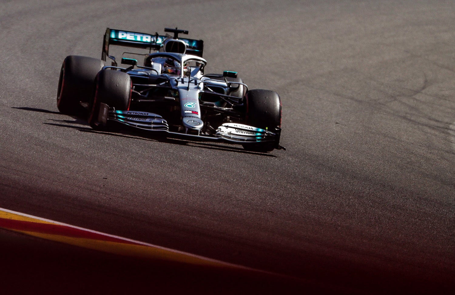 GP da B�lgica de F�rmula 1 antecedido de minuto de sil�ncio em mem�ria de Hubert