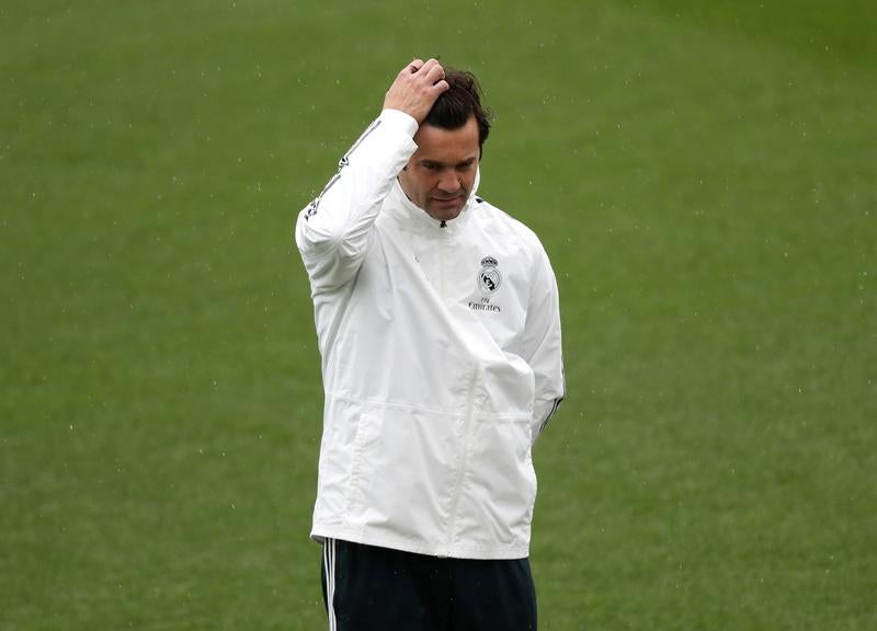 Sem Lopetegui, Real Madrid treina com interino Solari