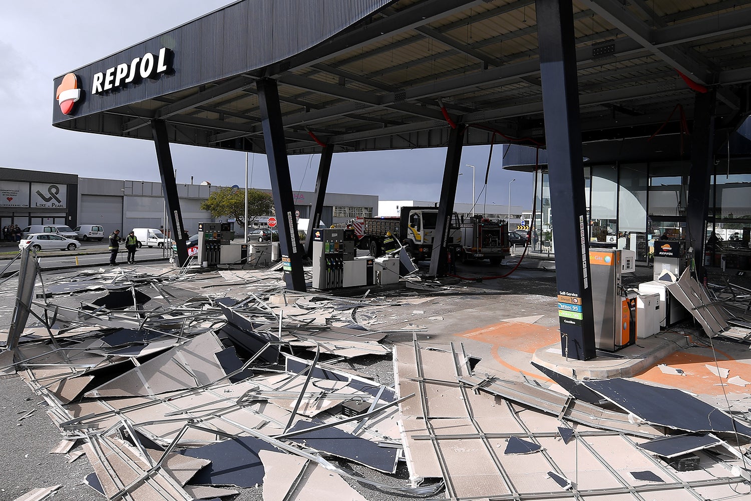 Depress�o Helena. Estragos em Portugal