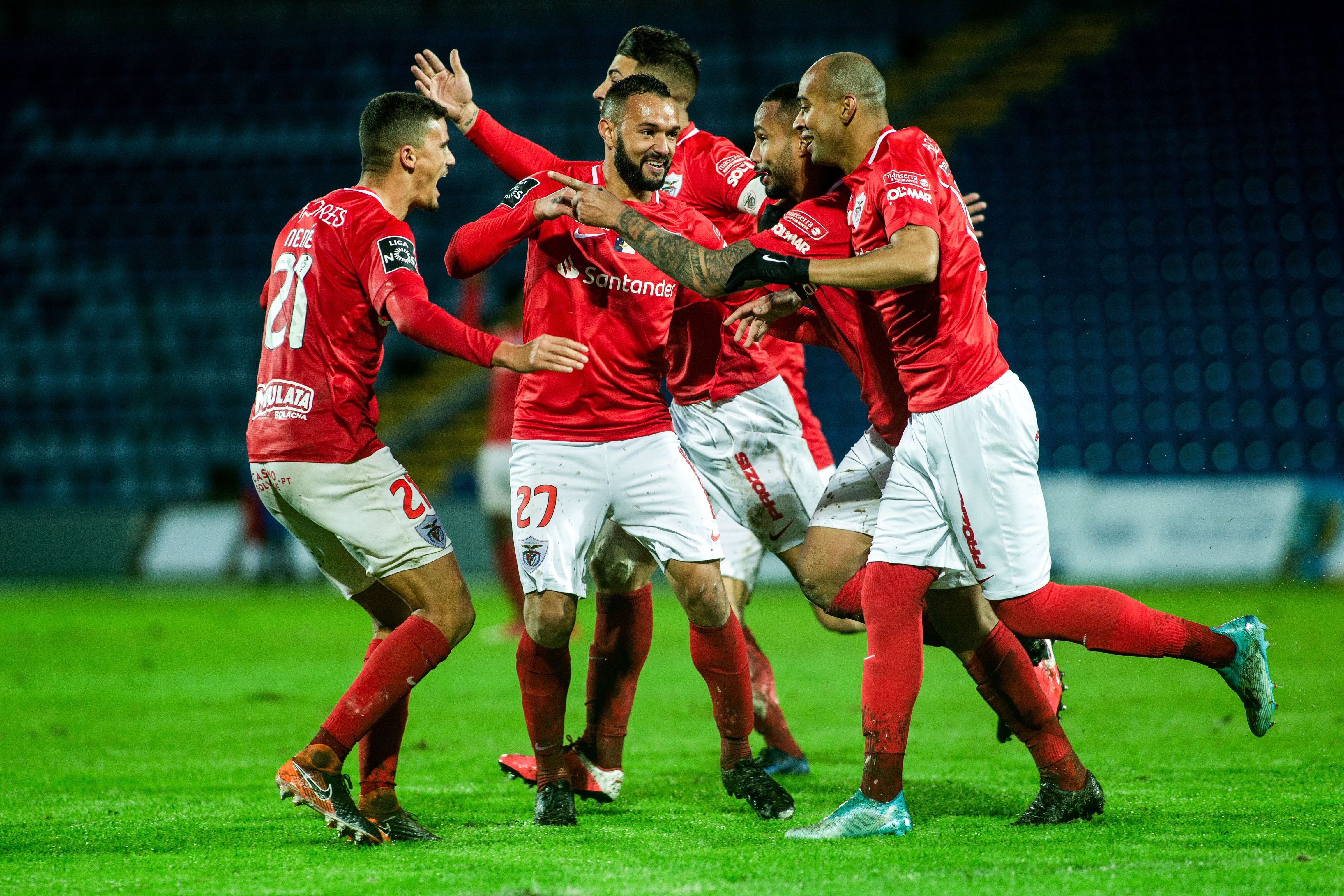 Voo do Santa Clara para Lisboa novamente adiado para s�bado