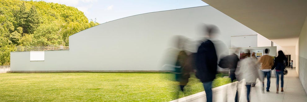 Serralves reabre ao p�blico com nova exposi��o