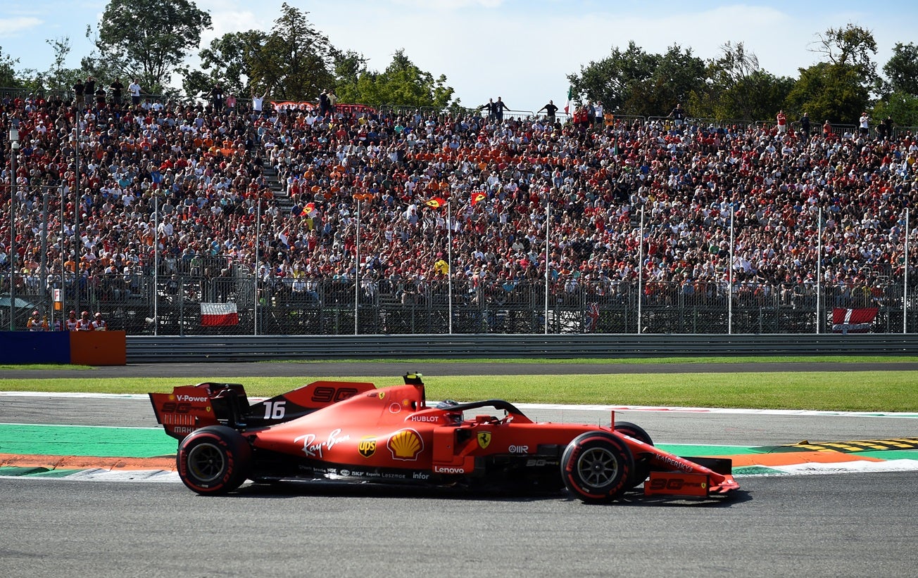 Charles Leclerc elimina advers�rios e consegue segunda pole position seguida