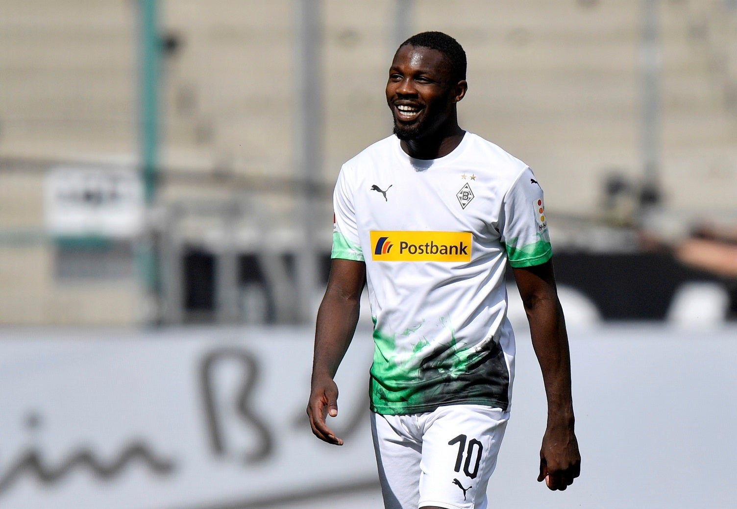 Borussia Monchengladbach vence e mant�m terceiro lugar da liga alem�