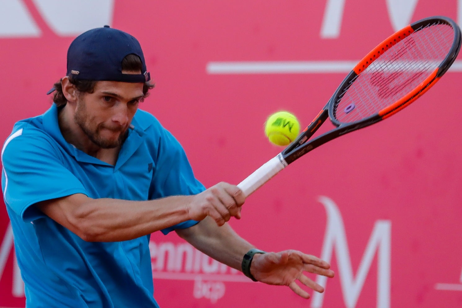 Pedro Sousa vence Robredo e garante `quartos` no `challenge` de Barcelona