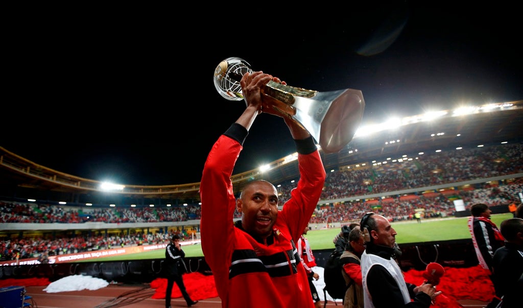 �Meias� da Ta�a da Liga separadas por dois meses