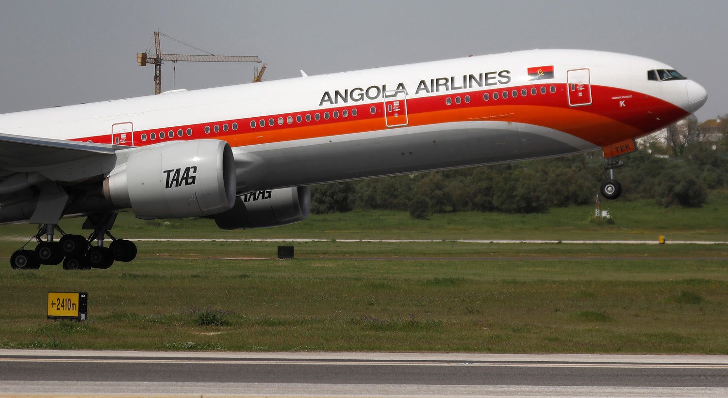 TAAG volta a poder voar sem restri��es nos c�us da UE 12 anos depois