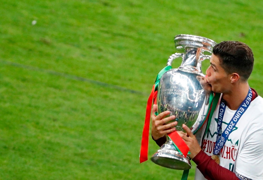 Os 23 finalistas ao pr�mio de melhor jogador da FIFA