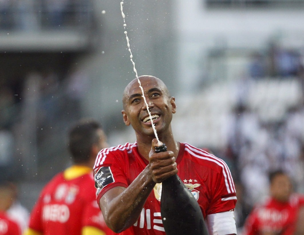 Rui Vit�ria afirma que Luis�o ser� sempre uma refer�ncia do Benfica