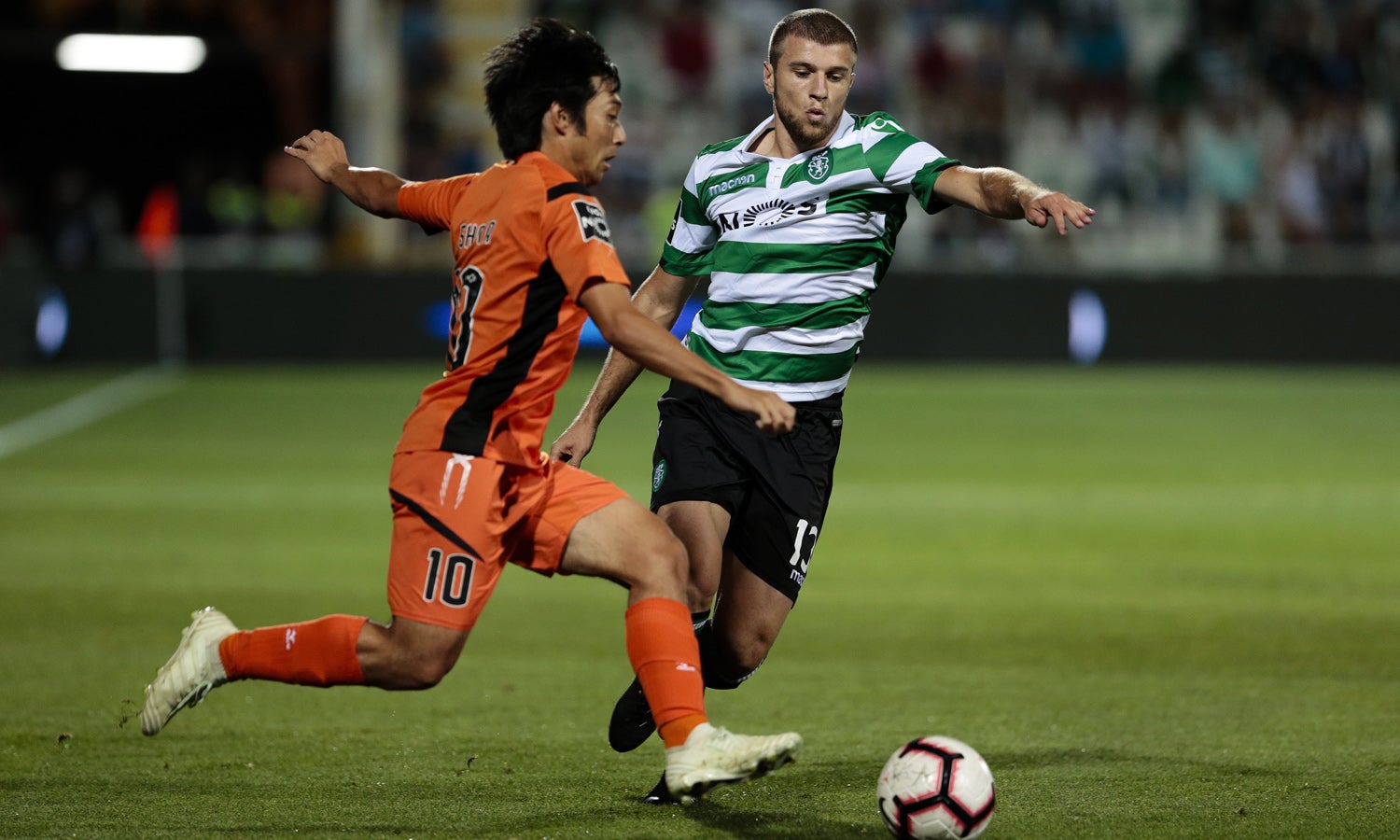 Portimonense vence Sporting e abandona lanterna-vermelha