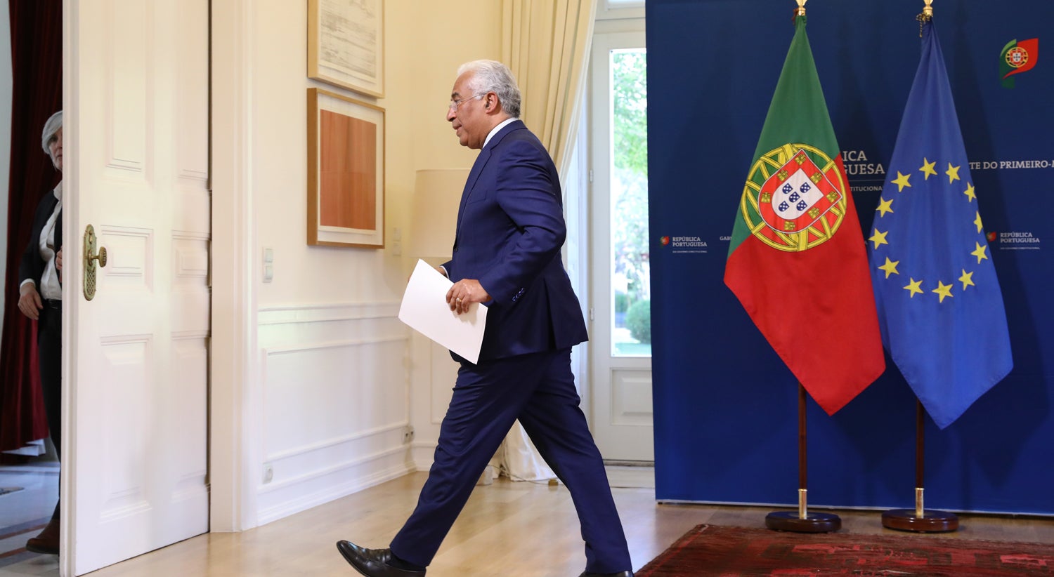 Costa aponta � demiss�o