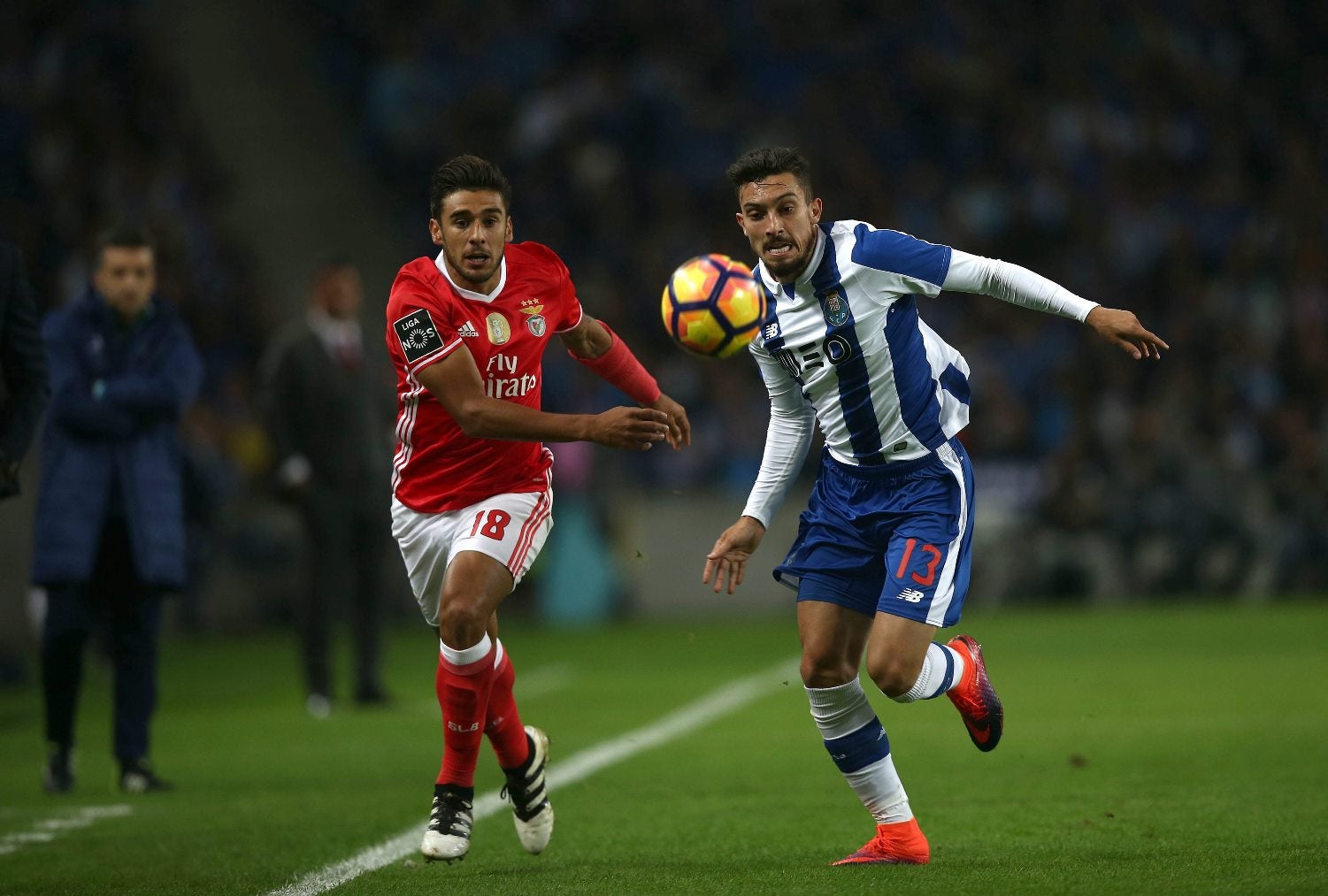 Venda de bilhetes para o Benfica-FC Porto suspensa