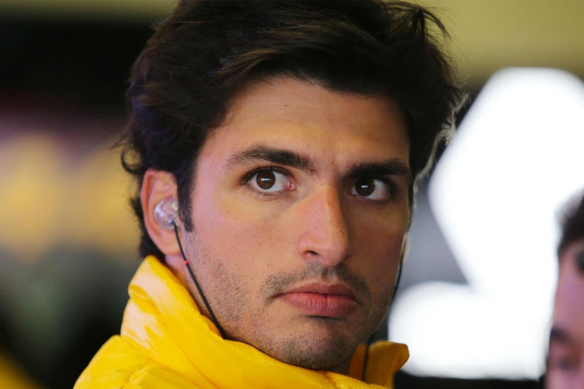 Carlos Sainz Jr. na Ferrari e Ricciardo na McLaren em 2021