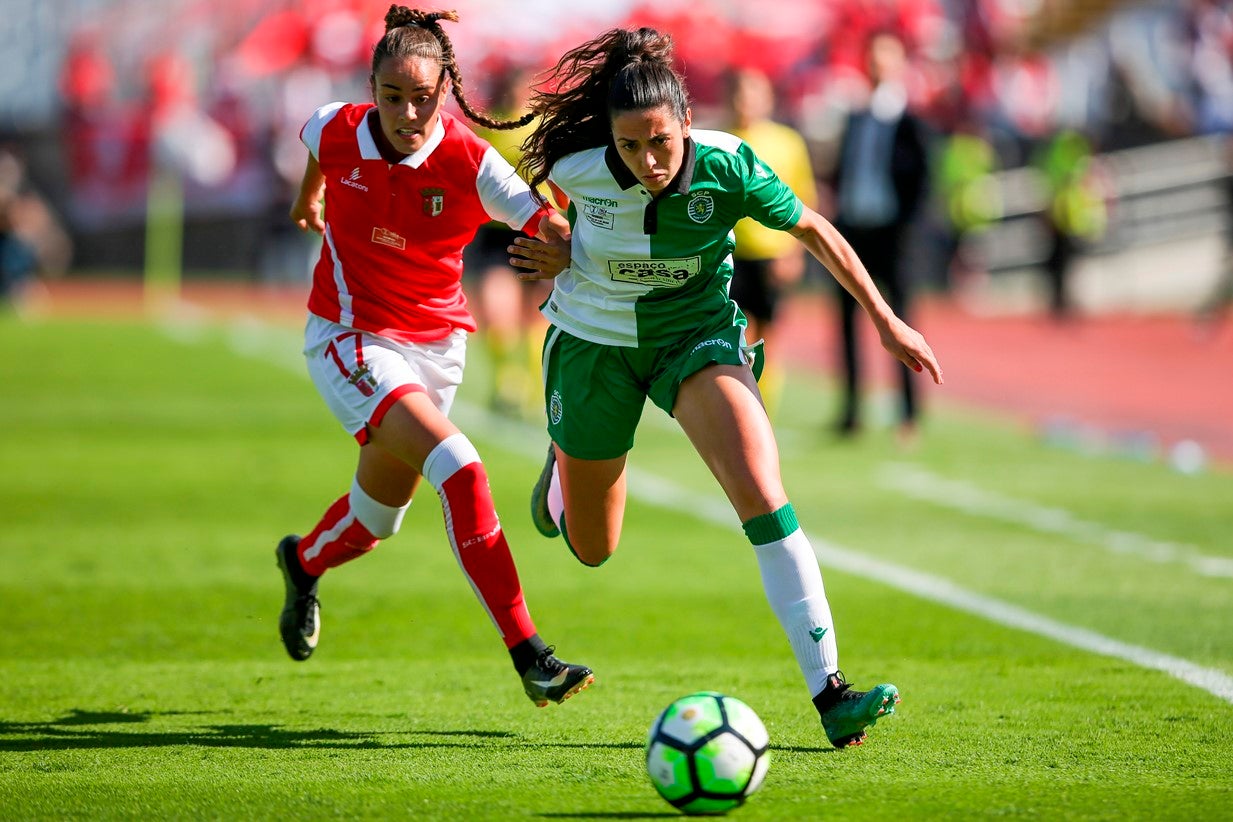 Sp. Braga bate Sporting e discute com Benfica final da Ta�a da Liga feminina