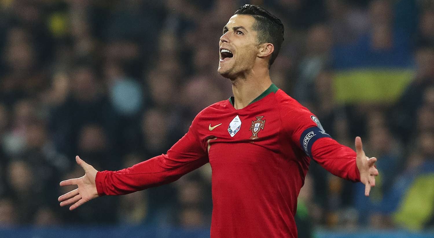 Ucr�nia vence Portugal e qualifica-se para a fase final