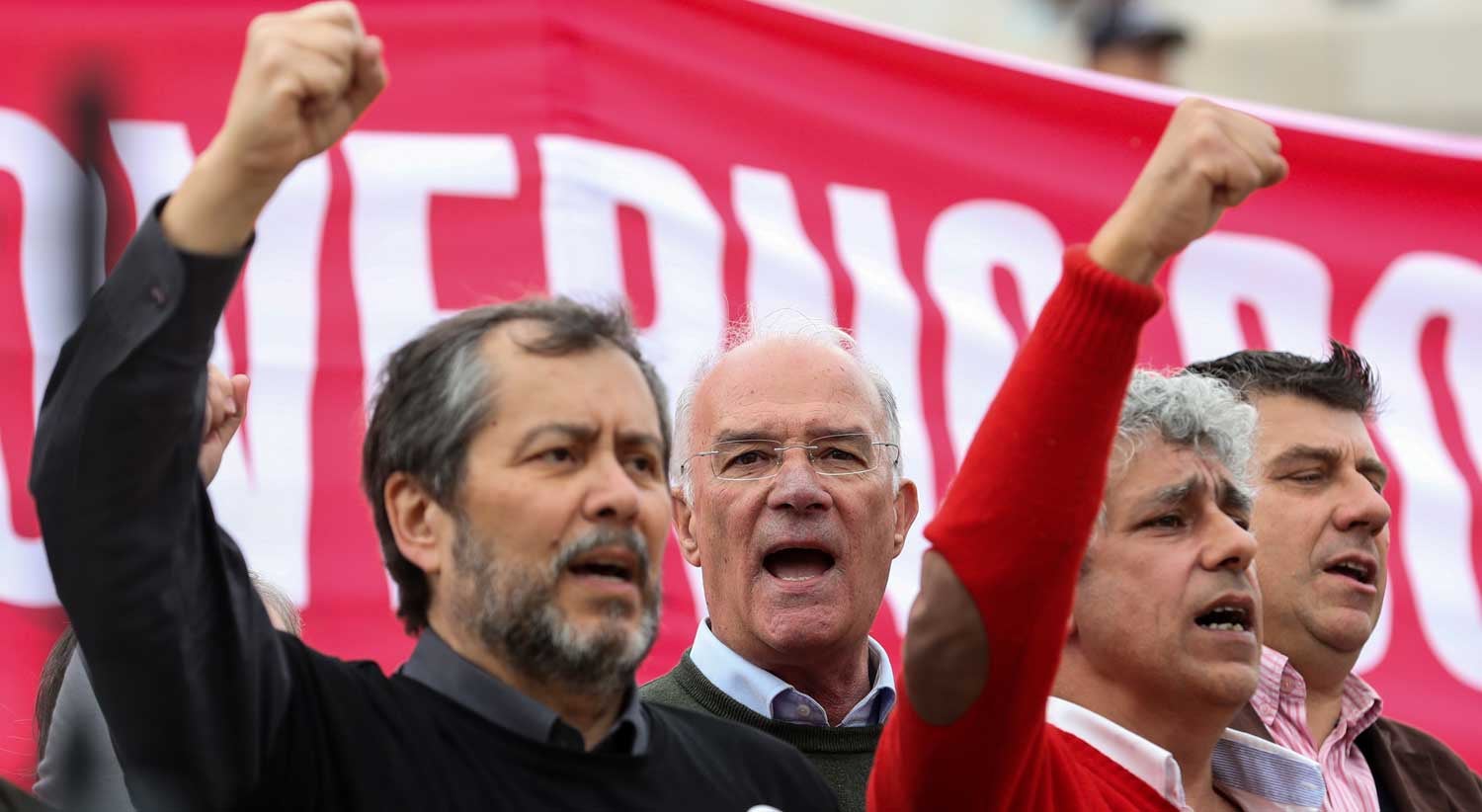 Tempo de servi�o. Governo n�o se demite se o parlamento der raz�o aos professores