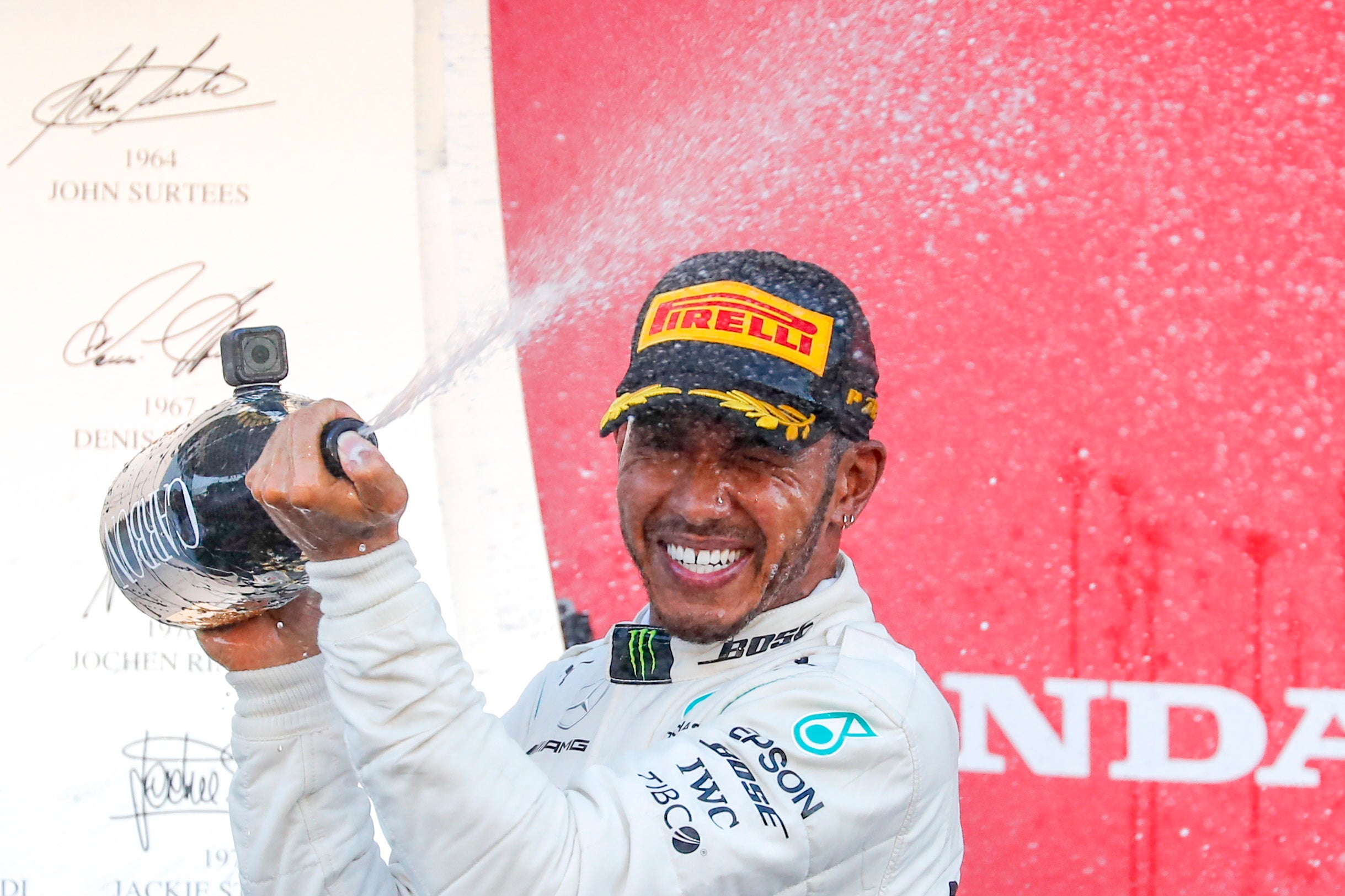 Lewis Hamilton perto do quinto t�tulo mundial