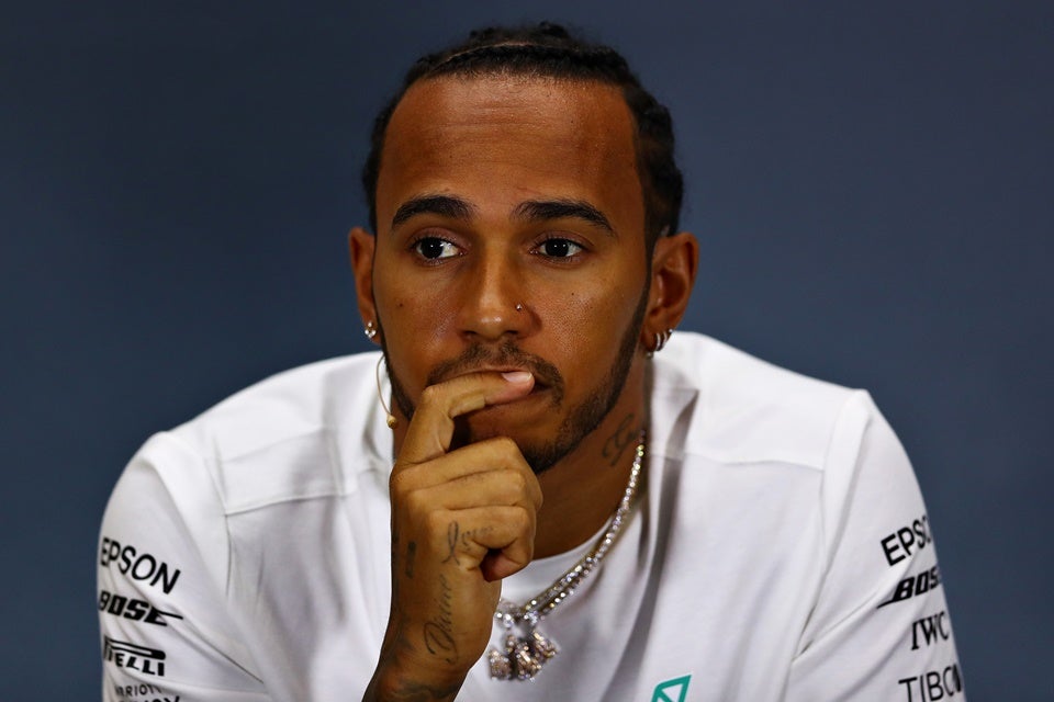 Covid-19. Hamilton sente o vazio da falta de provas