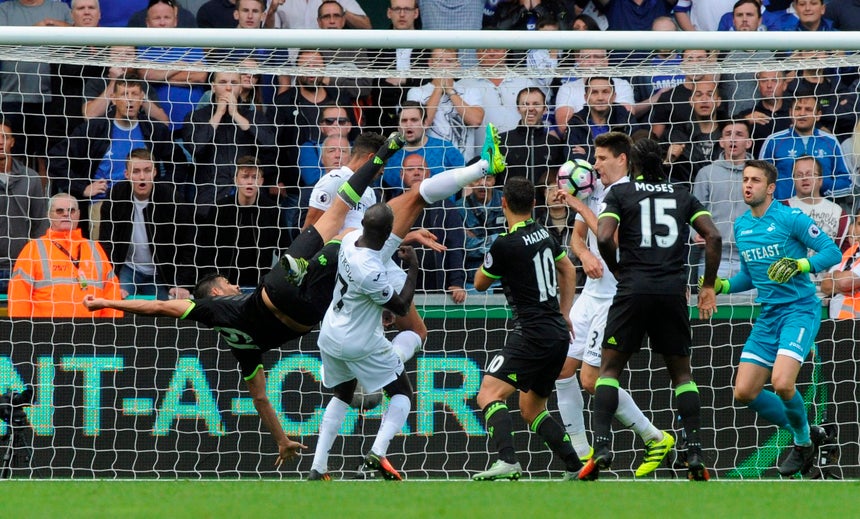 Chelsea `trope�a` e deixar fugir o Manchester City