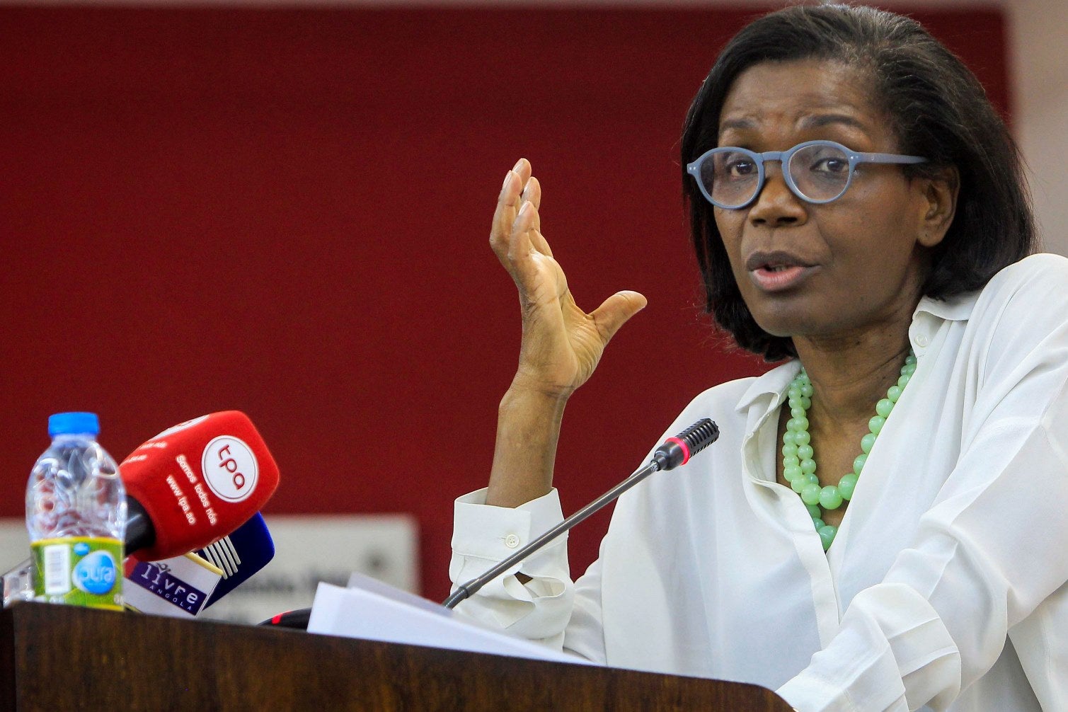 Ministra da Justi�a mostra confian�a na justi�a angolana