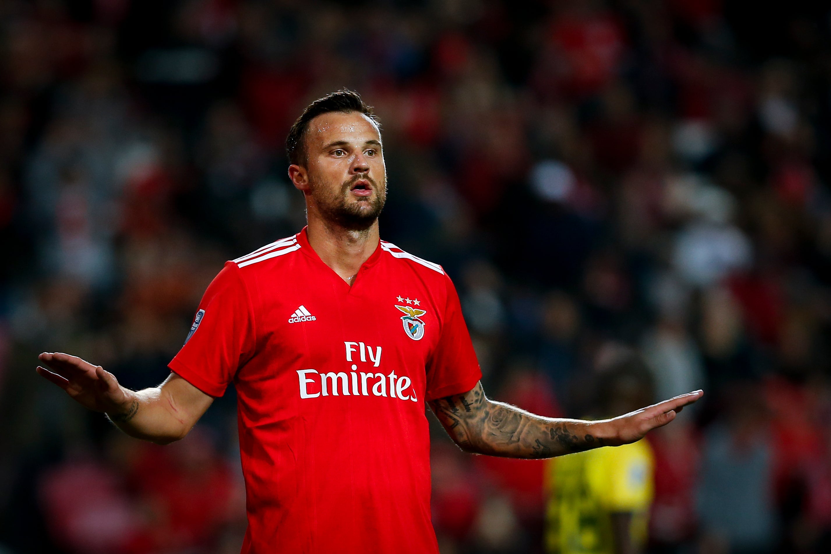 Benfica. Seferovic tem les�o muscular e falha jogo com o Moreirense