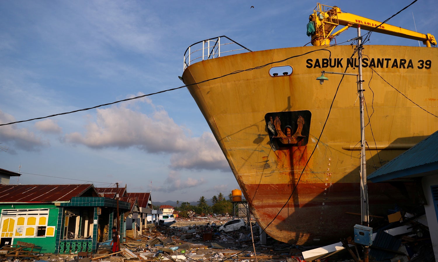 Novo tsunami fustiga Indon�sia