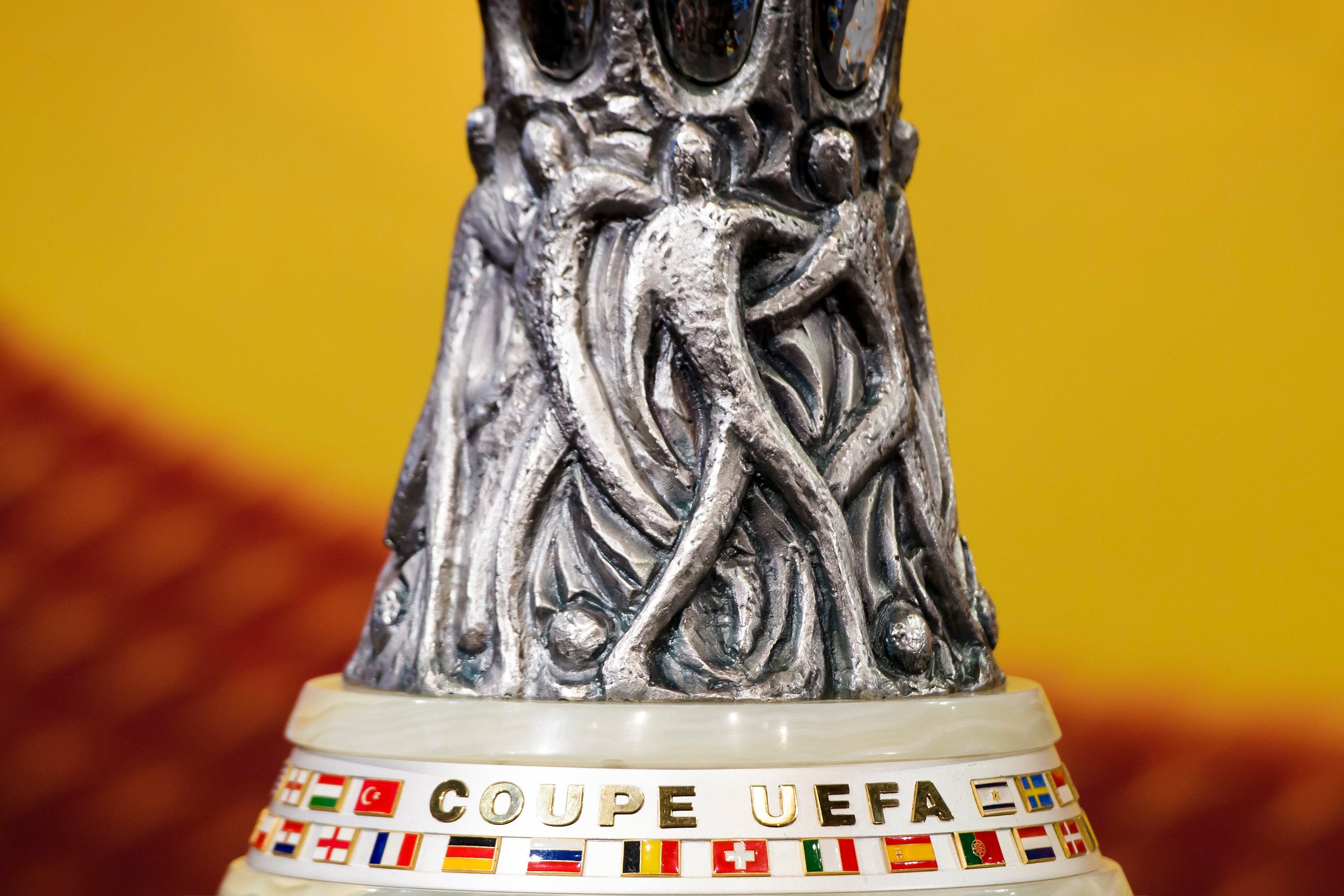 Liga Europa. Vit�ria defronta Arsenal, Eintracht e Standard de Li�ge no grupo F