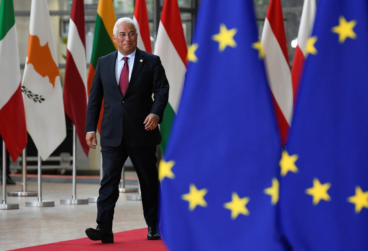 Come�a a Guerra dos Tronos na Uni�o Europeia