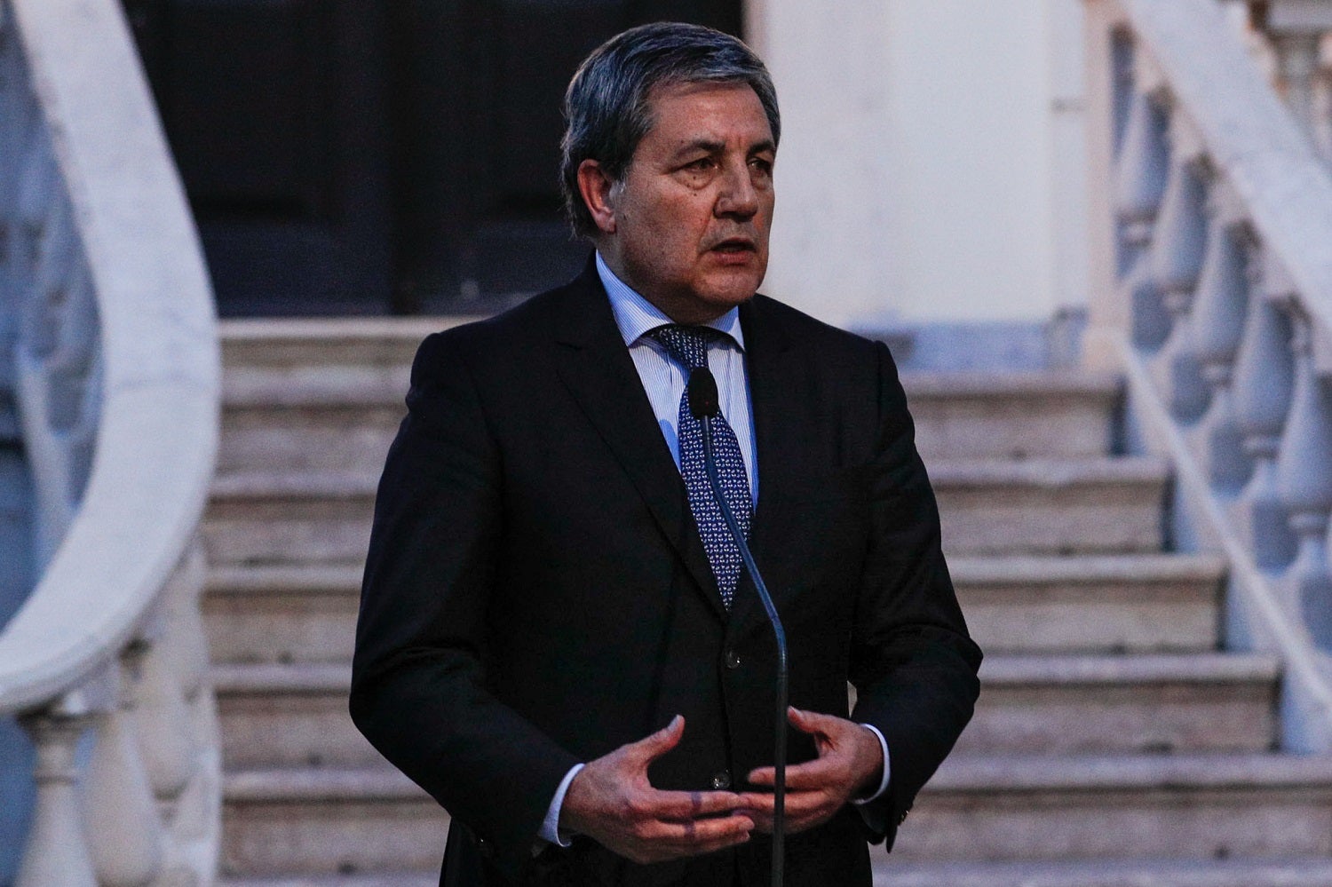 Federa��o Portuguesa de Futebol argumenta que sa�de est� primeiro