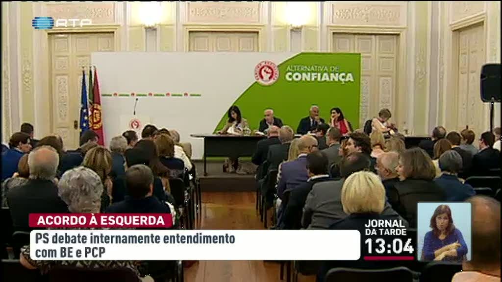PS debate internamente entendimento com BE e PCP