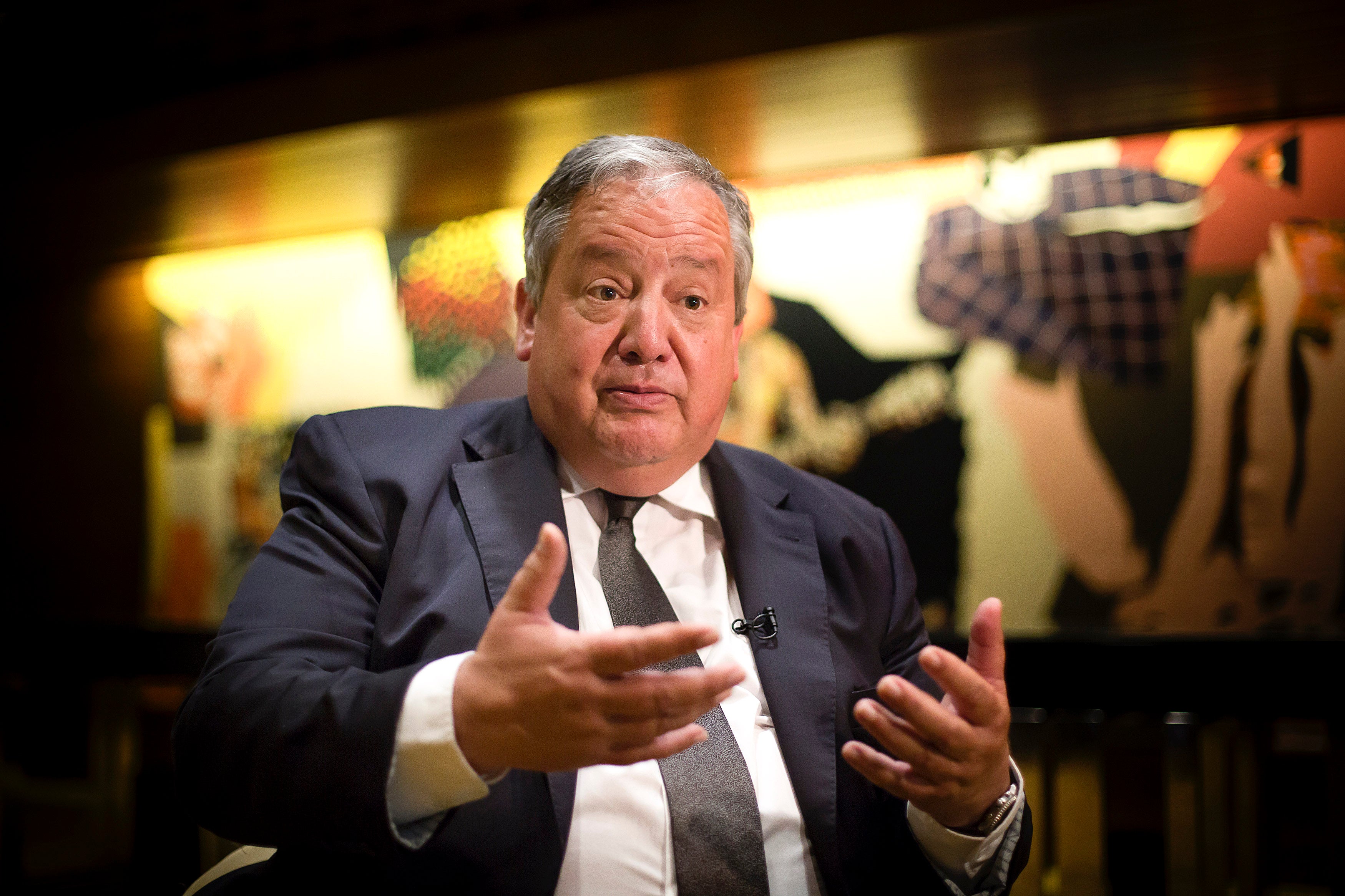 Lu�s Duque avalia o momento atual do futebol profissional