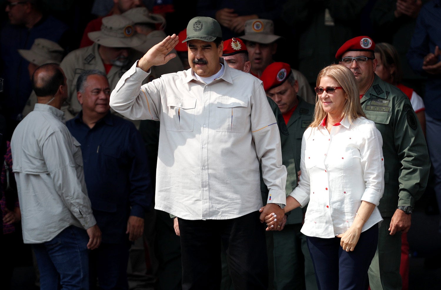 Maduro aceita receber mais ajuda humanit�ria se for coordenada com o seu Governo