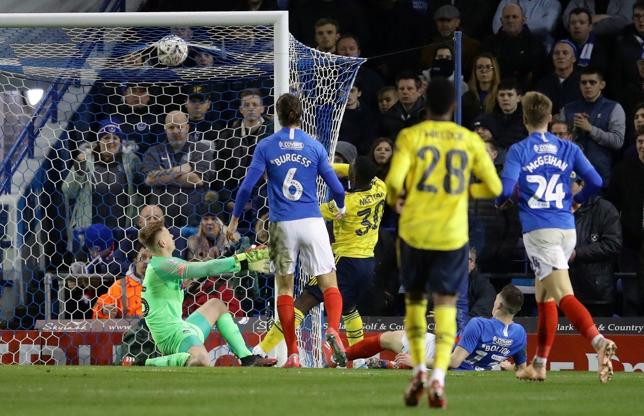 Arsenal nos quartos da Ta�a de Inglaterra depois de bater fora o Portsmouth