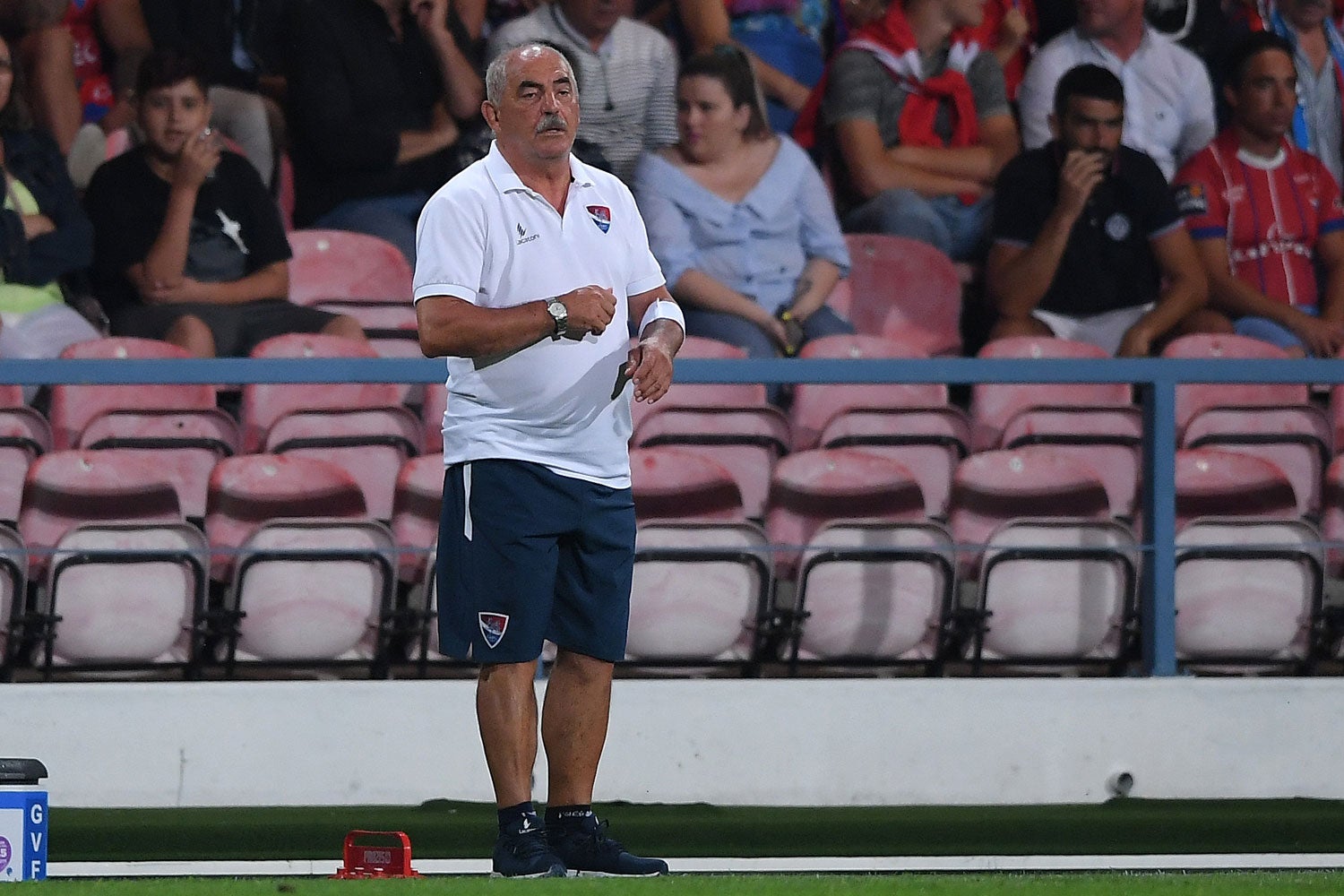 V�tor Oliveira anuncia Fernando Fonseca como refor�o do Gil Vicente