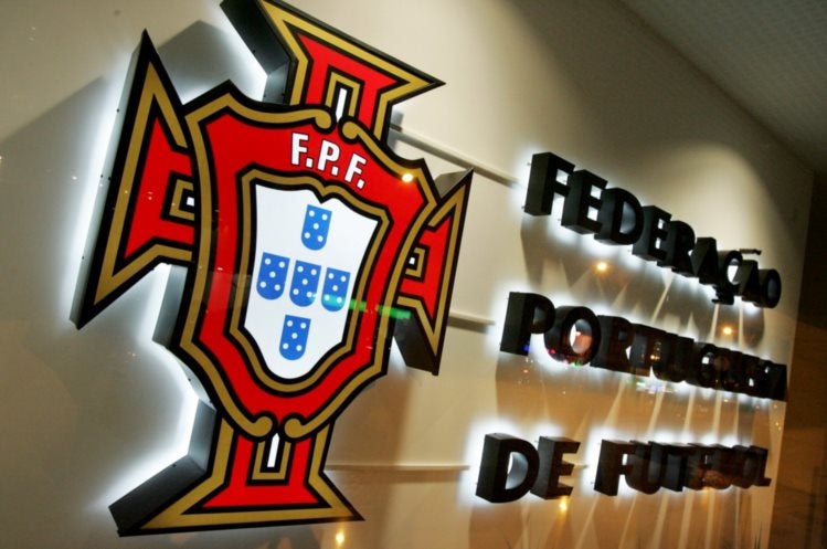 Federa��o Portuguesa de Futebol pro�be transfer�ncias ponte