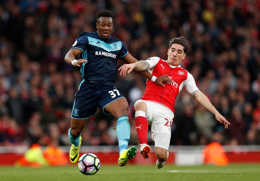 Arsenal empata e fica amea�ado por Liverpool e Manchester City