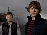 Imagem de All Hell Breaks Loose (2)
